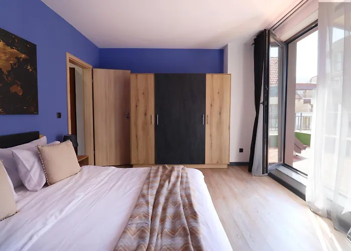 New Sunset 1bdrm, Free Parking And Terrace Lejlighed *